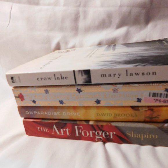 Book Lot: Crow Lake, Art of Hearing Heartbeats, The Art Forger On Paradise Drive - Picture 2 of 4